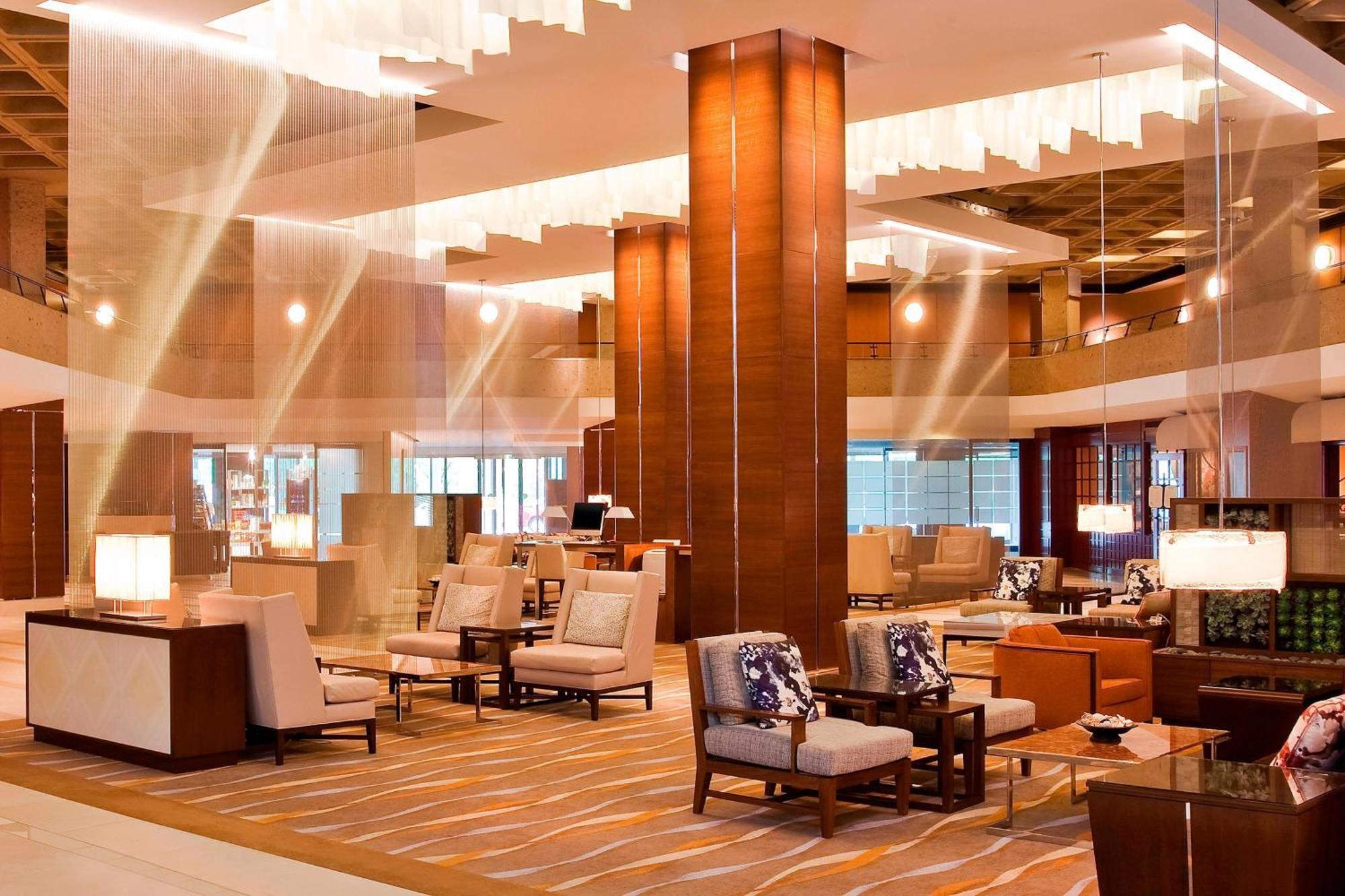 The Westin Kansas City At Crown Center Exterior photo